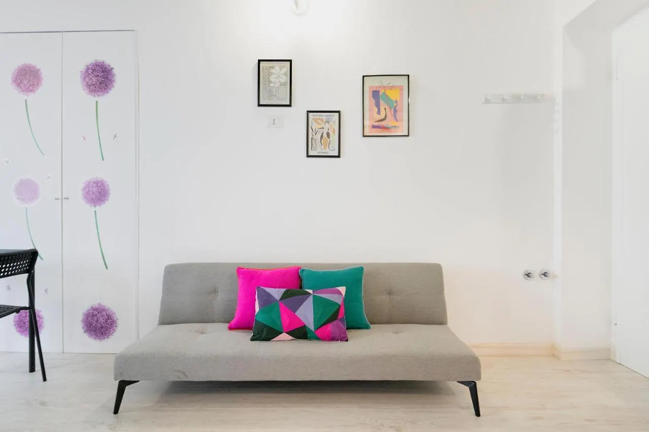 Apartment I-Homes Fashion Savona Milan