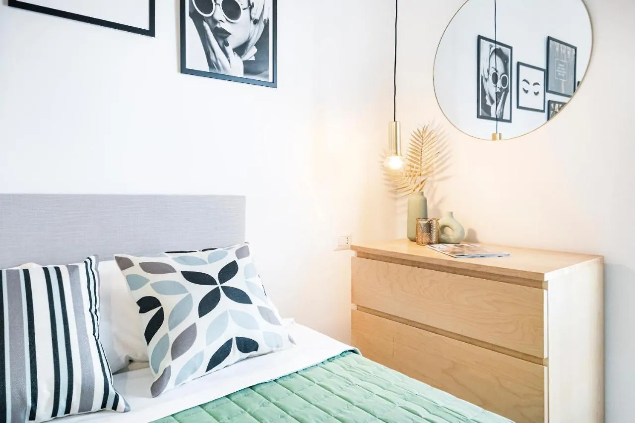 Apartment I-Homes Fashion Savona Milan